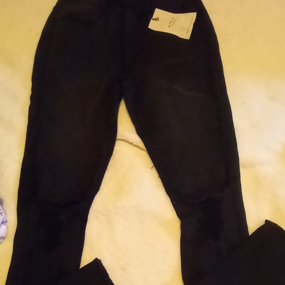 AP Blue .. Black Jeans ripped 15